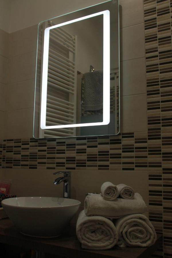 Ben'S Houses - Trastevere Apartment Rzym Zewnętrze zdjęcie